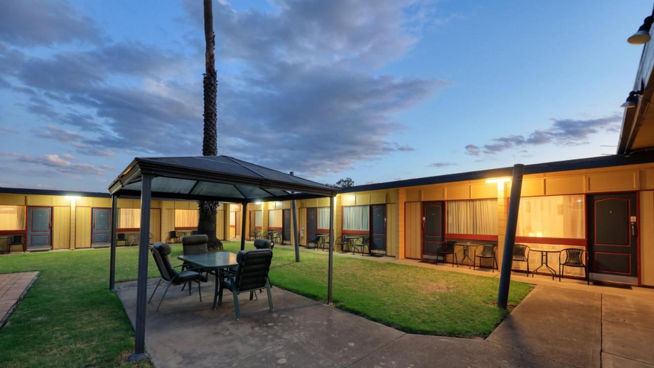 Cootamundra Gardens Motel Zewnętrze zdjęcie