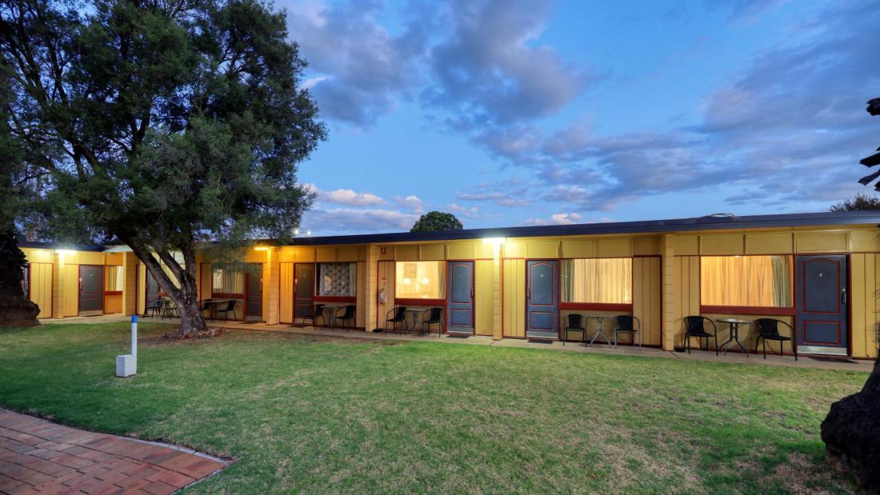 Cootamundra Gardens Motel Zewnętrze zdjęcie